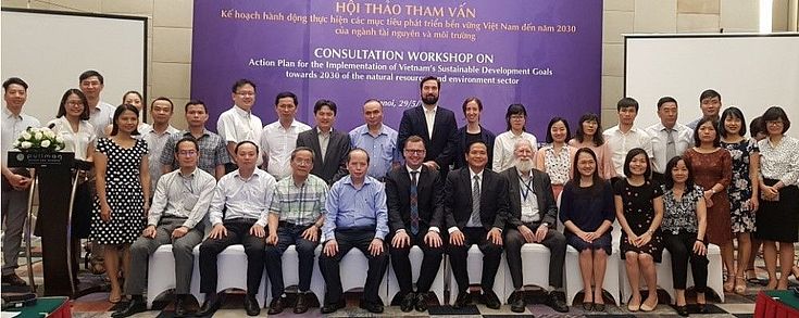 The participants of the consultation workshop