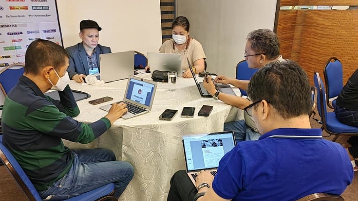 Journalists during the workshop to create  guidelines for the responsible use of AI 