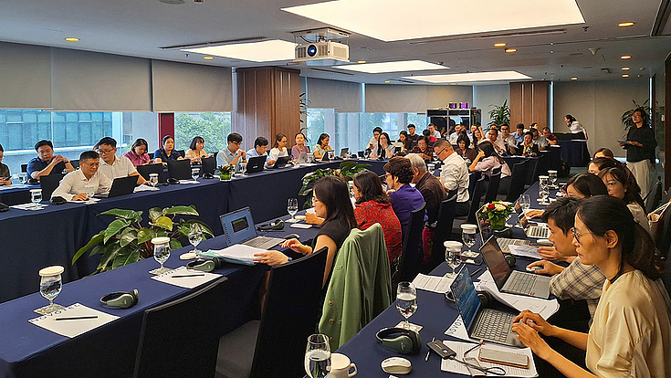 Participants of the workshop are policymakers, experts and representatives of landfill operators 