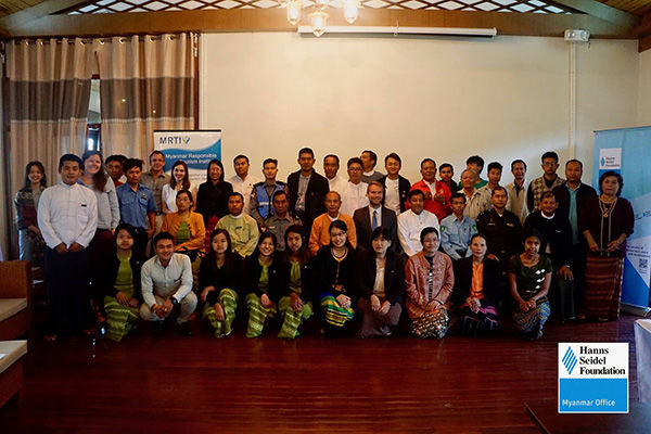 Group Photo of the Round Table Meeting in Loikaw, Kayah State.