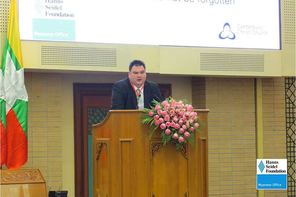 Dr. Soeren Keil during his presentation "Where is Myanmar in its Transition?" on the Forum