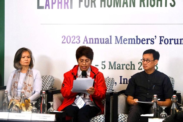 (From left to right) Hon. Mu Sochua, Hon. Mercy Chriesty Barends and Hon. Wong Chen, MPs from ASEAN countries in a roundtable discussion on the state of democracy and human rights in the ASEAN Region